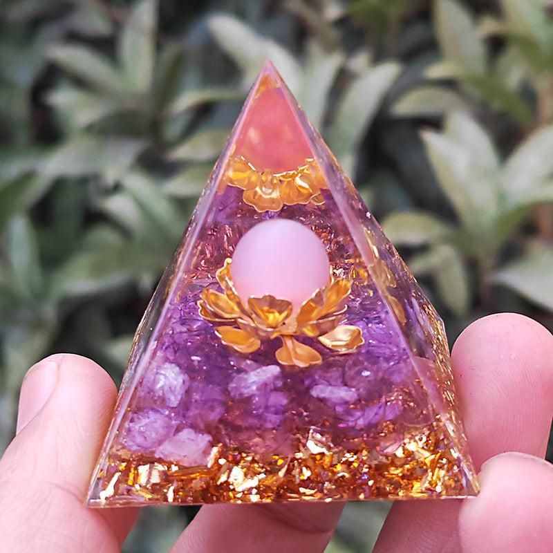Crystal Pyramid(5CM)-QK4-37