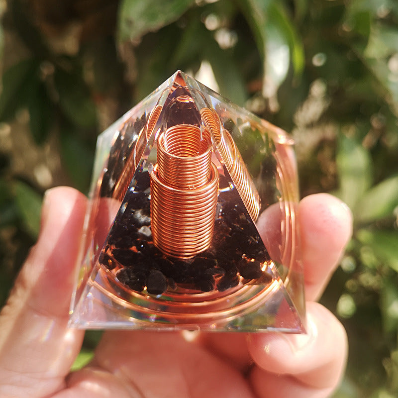 Crystal Pyramid(6CM)