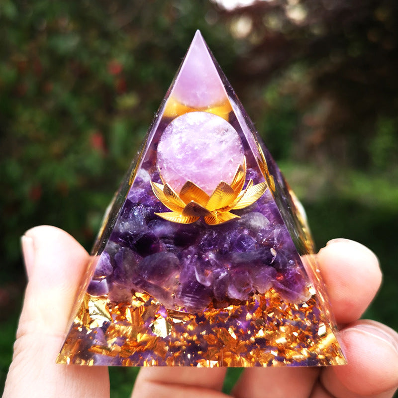Crystal Pyramid(5CM/6CM)-Lotus