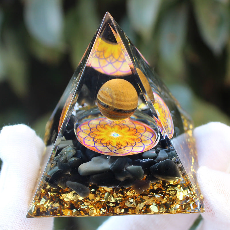 Crystal Pyramid Crushed Stone Drip Resin Home Office Desktop Ornament Crafts-6CM