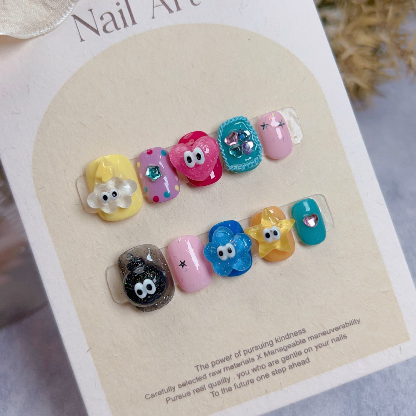 Press on nail-327