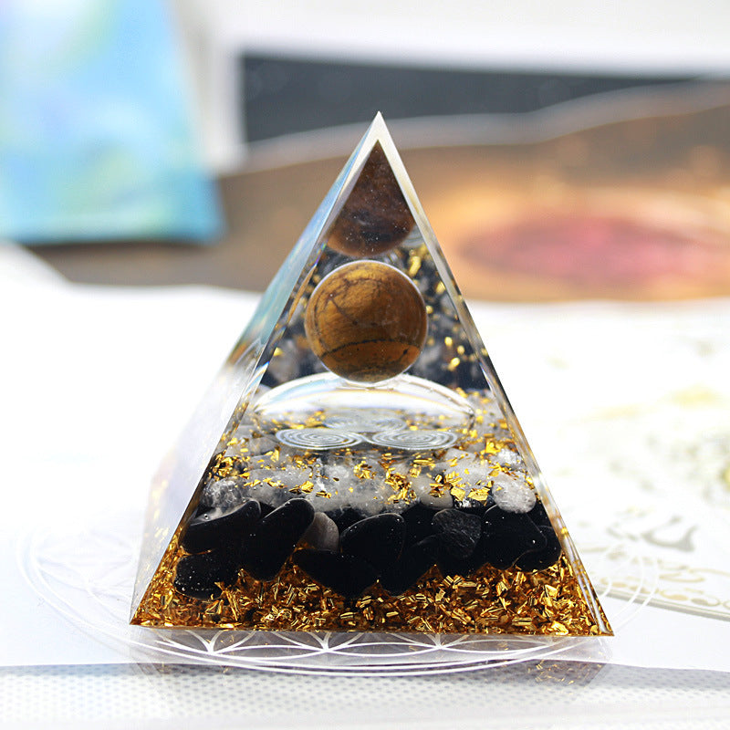 Crystal Pyramid Gravel drip resin home and office desktop decoration handicraft factory-5CM