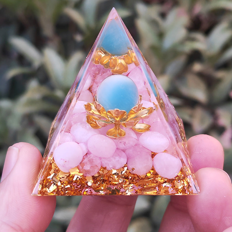 Crystal Pyramid(5CM)-QK4-37