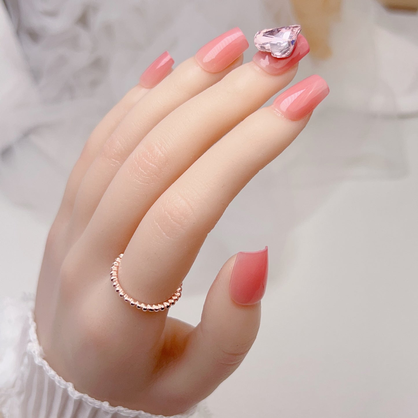 Press on nail-105