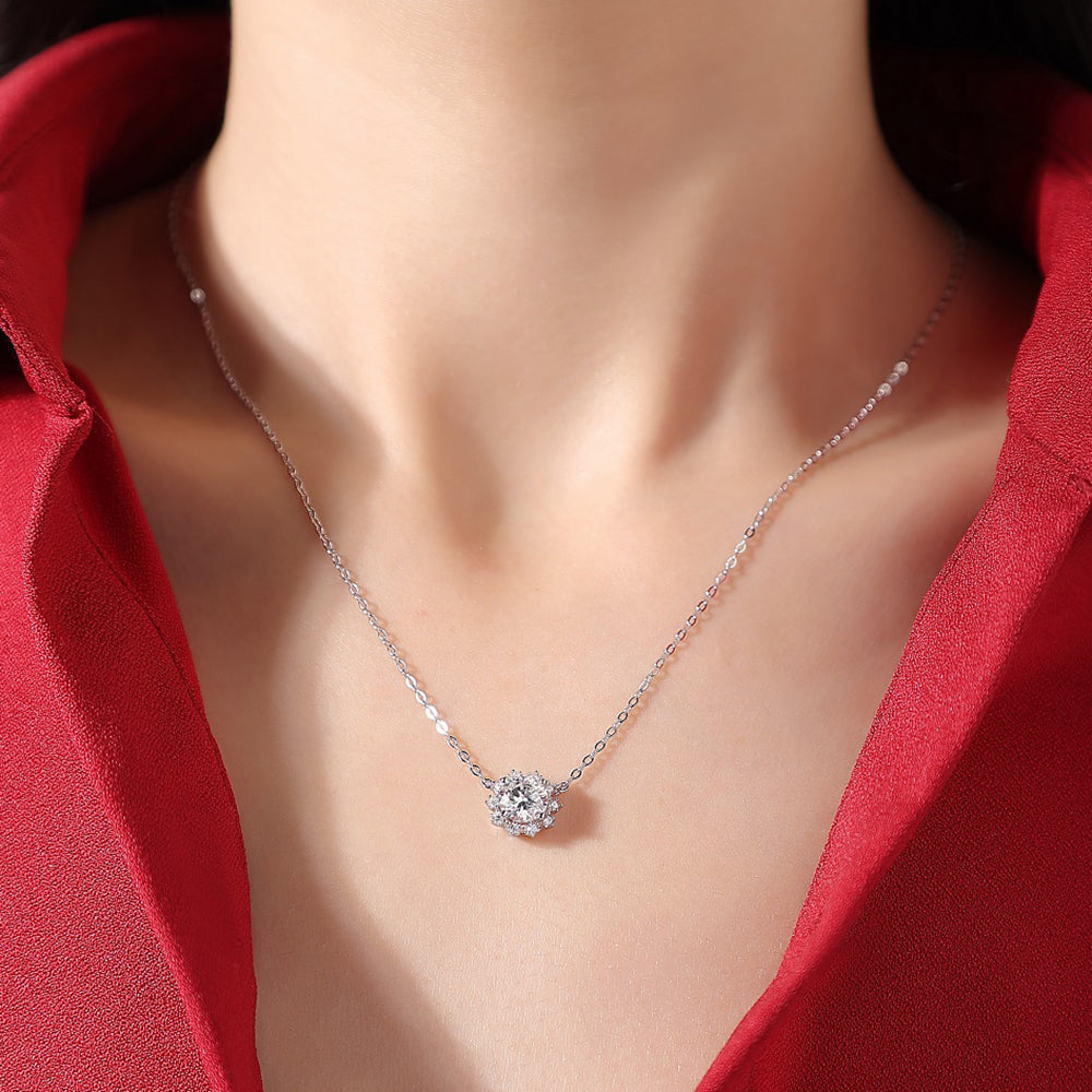 Moissanite pendant with 6.5mm and 925 sterling silver, radiant sparkle