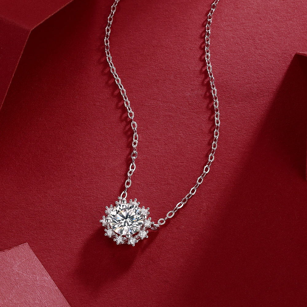 Moissanite pendant with 6.5mm and 925 sterling silver, radiant sparkle