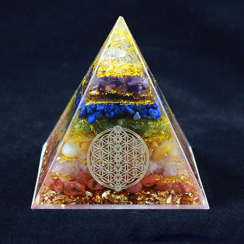 Crystal Pyramid(8CM)