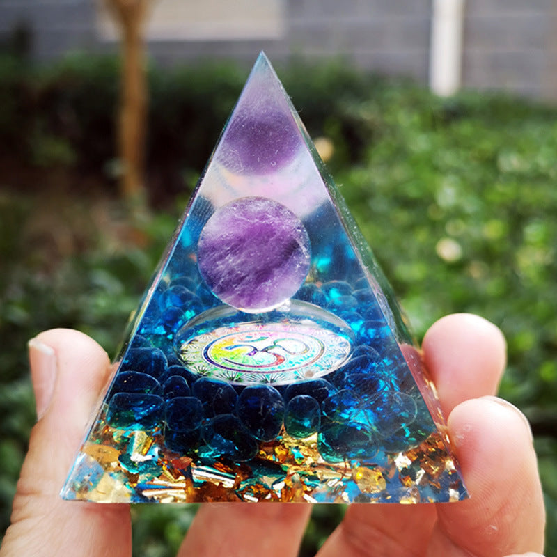 3D Glaze Crystal Pyramid(5CM/6CM)