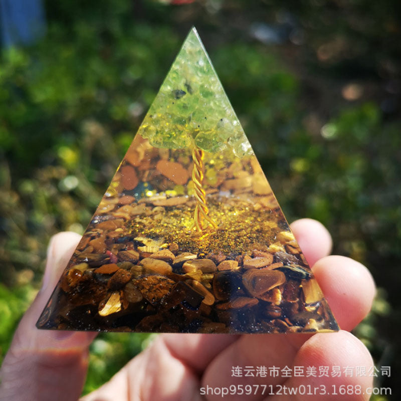 Crystal Pyramid Gravel drip resin home and office desktop decoration handicraft factory-5CM