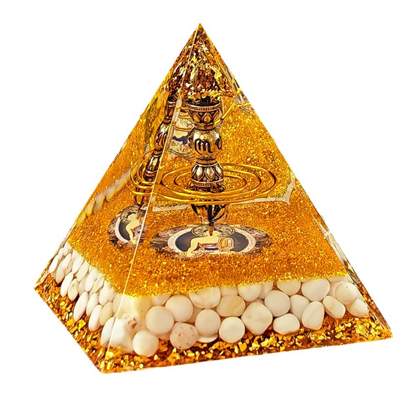 Crystal Pyramid(8CM)