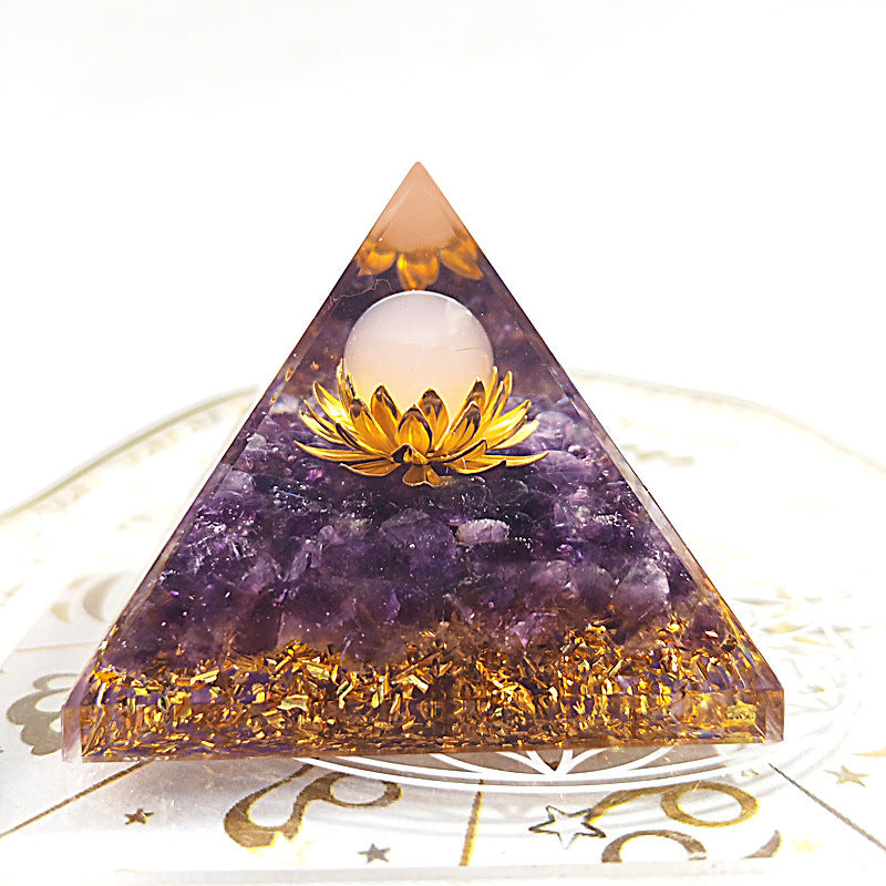 Crystal Pyramid(6.5CM)