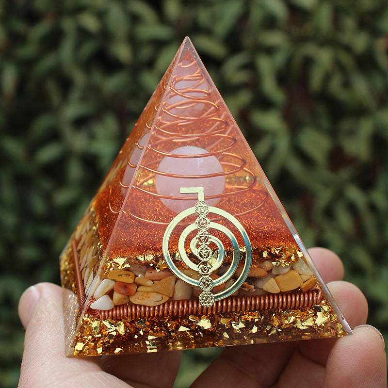 Crystal Pyramid(8CM)