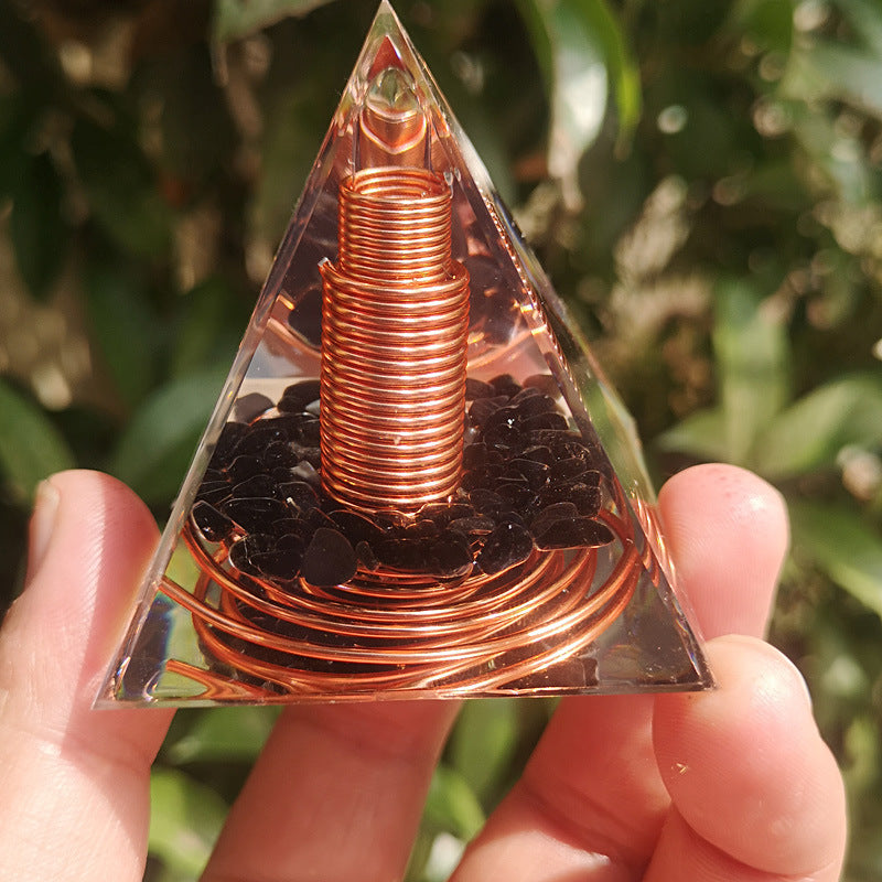 Crystal Pyramid(6CM)