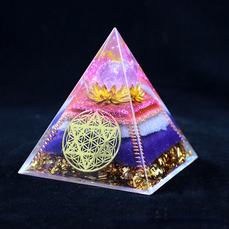 Crystal Pyramid(8CM)