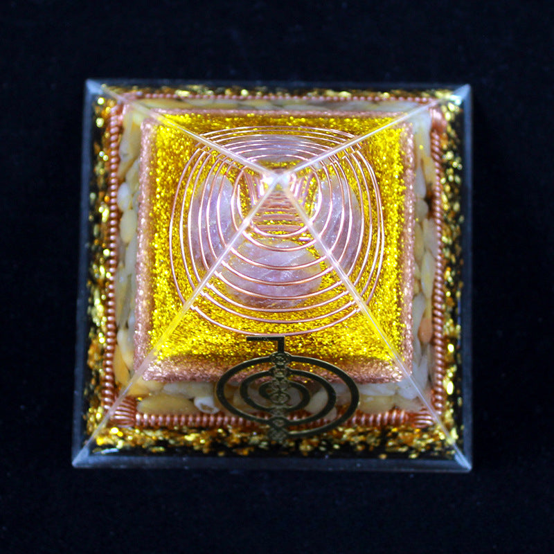 Crystal Pyramid(8CM)