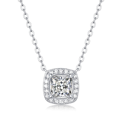 Elegant and timeless jewelry: 1ct Round Cut Moissanite Necklace with S925 Silver Chain