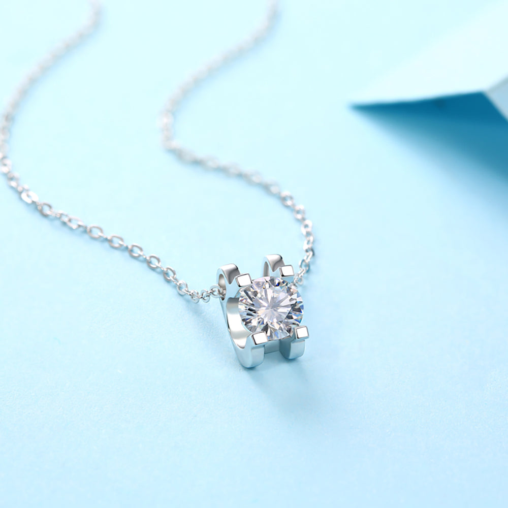 Graceful and glitzy 6.5mm Moissanite Beauty on S925 Chain