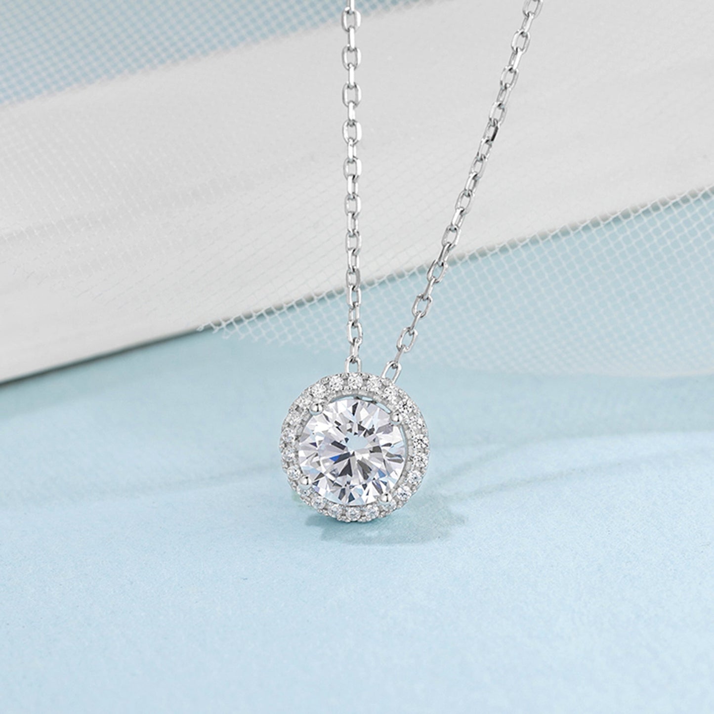 One-carat & 2-carat Moissanite Solitaire Necklace in S925, the definition of luxury