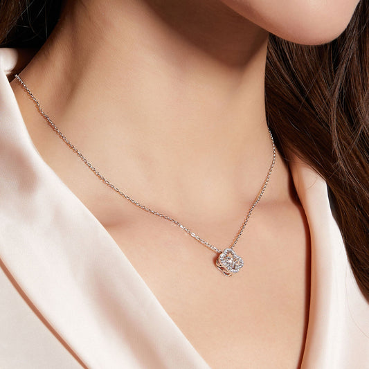 Spinning Moissanite Solitaire Necklace: Reveal Every Facet