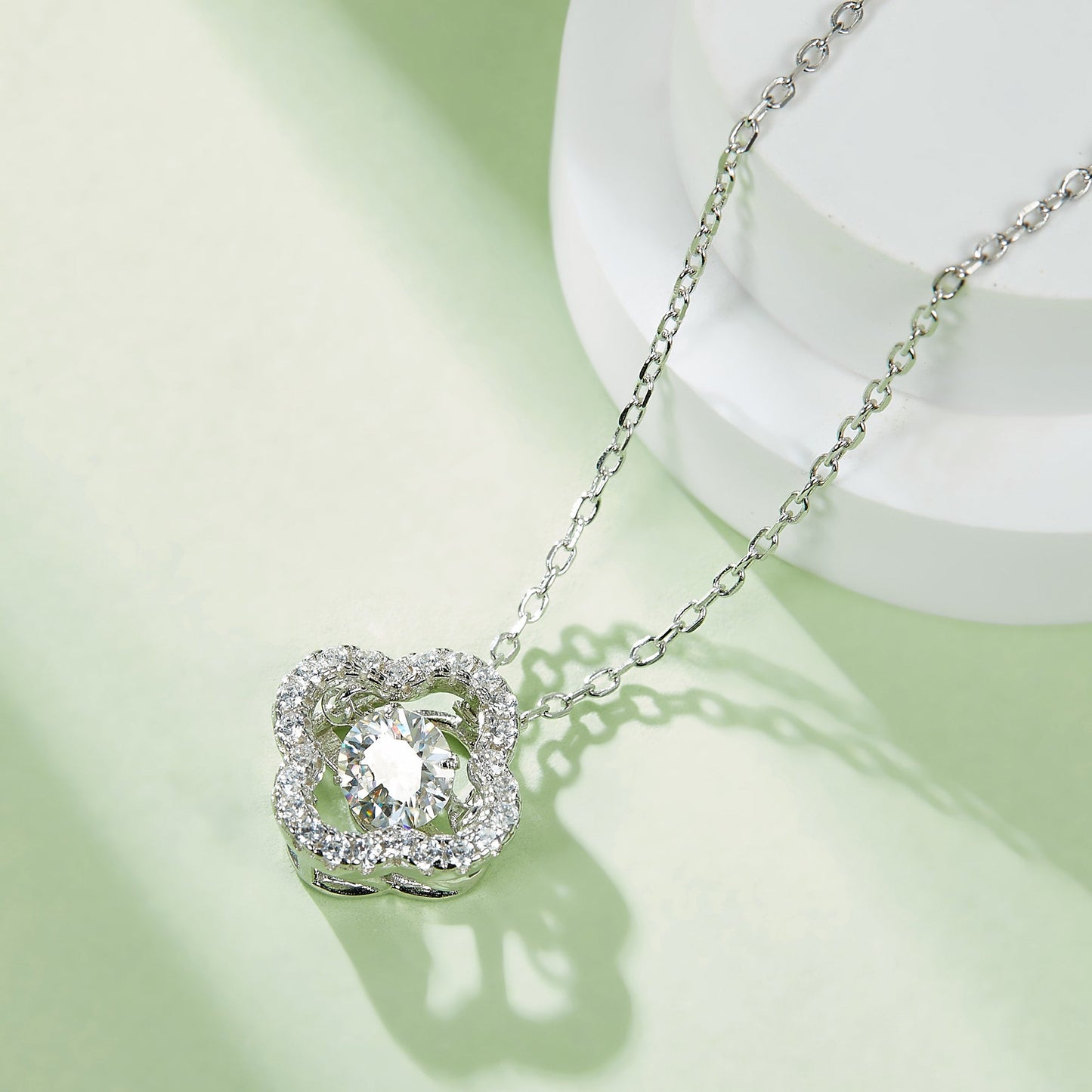 Spinning Moissanite Solitaire Necklace: Reveal Every Facet