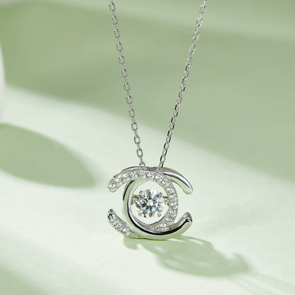 Moissanite Spin: Dynamic Diamond Dance