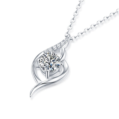 Round Moissanite Pendant in S925 Silver, 1ct of Pure Luxury