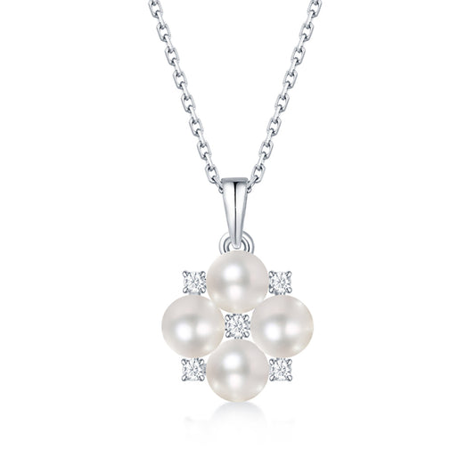 A Necklace of Timeless Elegance Made of S925 Silver and Pearls