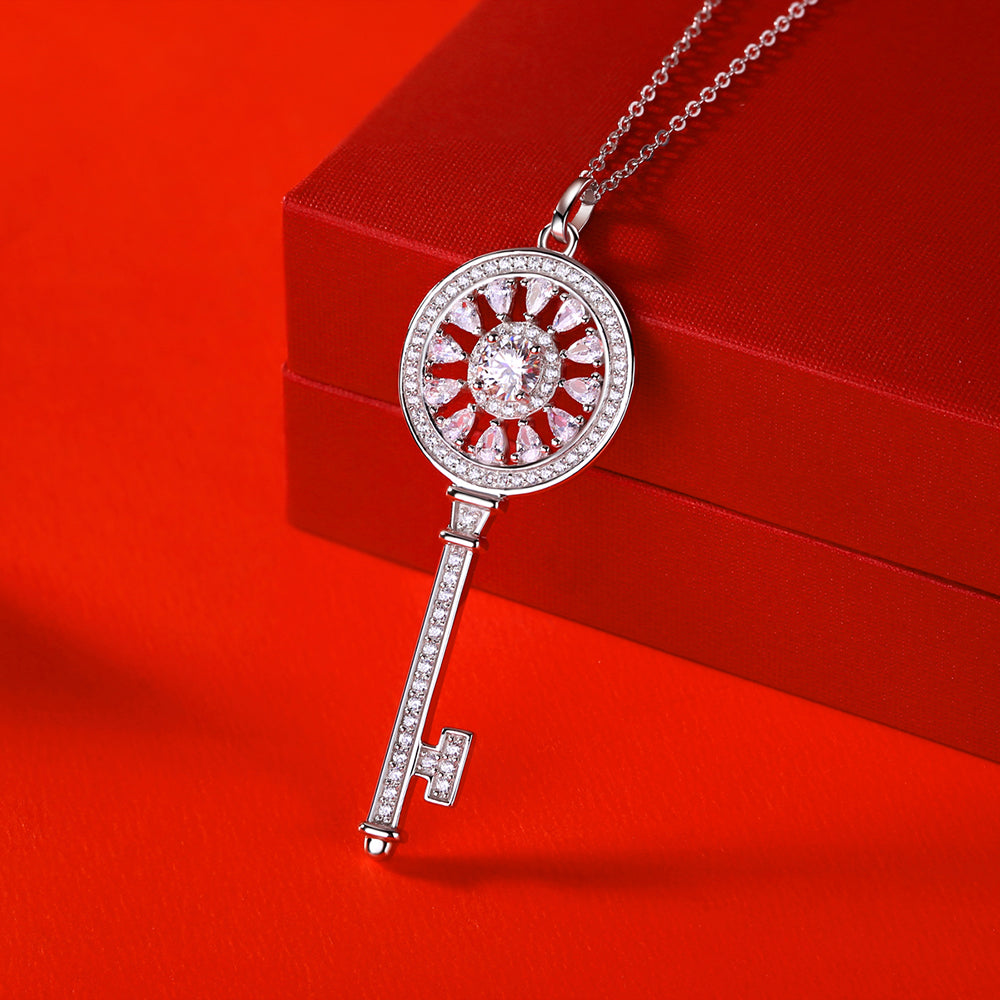 A Glimpse of Luxury: S925 Sterling Silver Moissanite Necklace