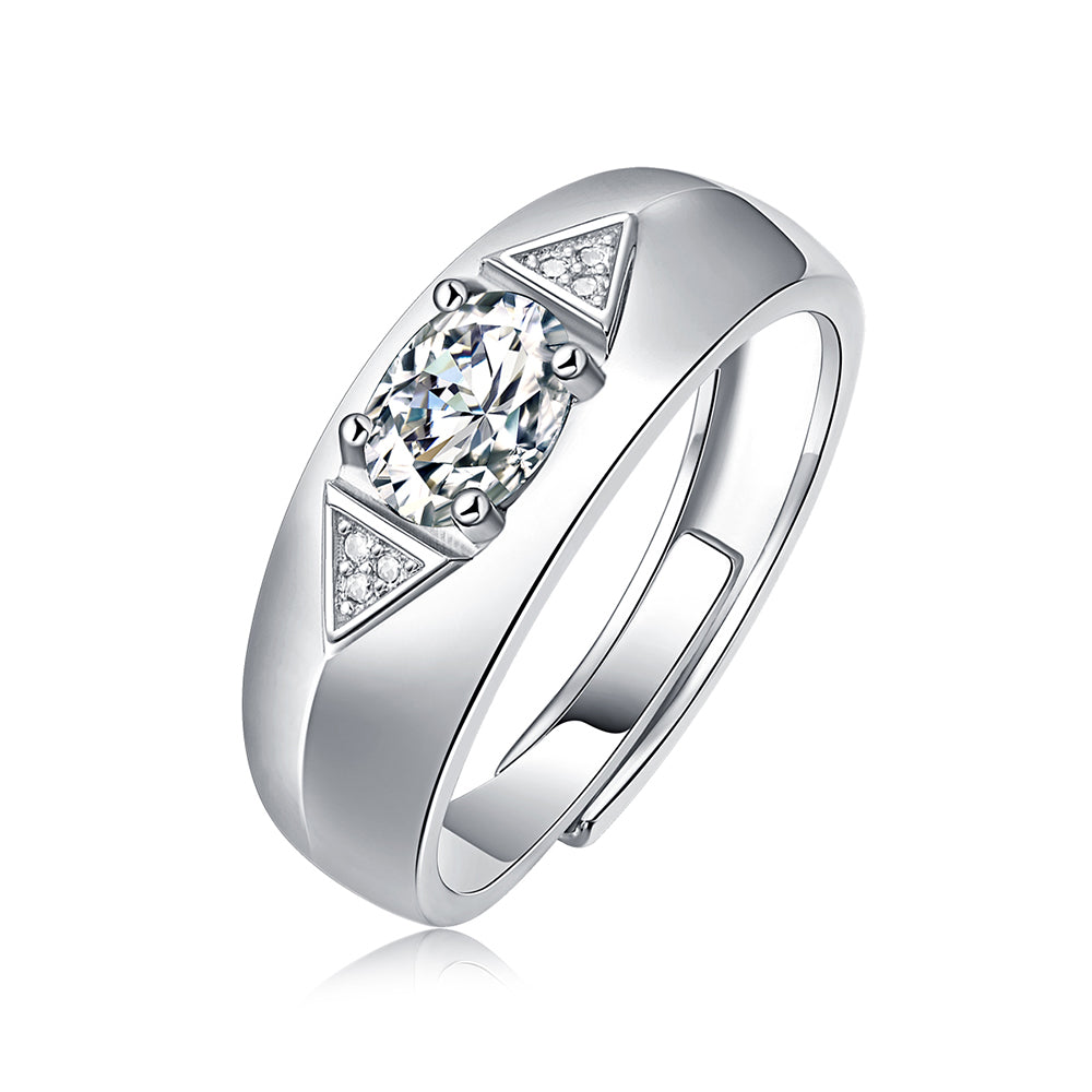 Silver Ring with Dazzling Brilliance and Moissanite Magic