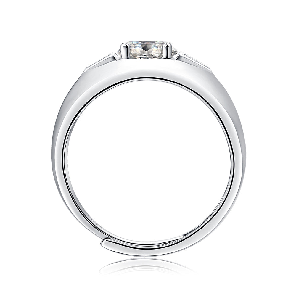 Silver Ring with Dazzling Brilliance and Moissanite Magic